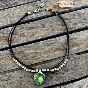 NWT Uno de 50 necklace